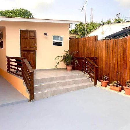 Cozy 1-Bedroom Apartment Close To City Center Willemstad Buitenkant foto