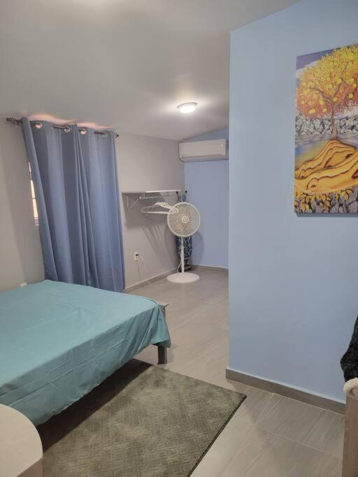 Cozy 1-Bedroom Apartment Close To City Center Willemstad Buitenkant foto