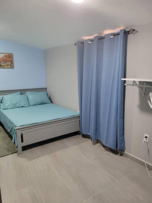 Cozy 1-Bedroom Apartment Close To City Center Willemstad Buitenkant foto